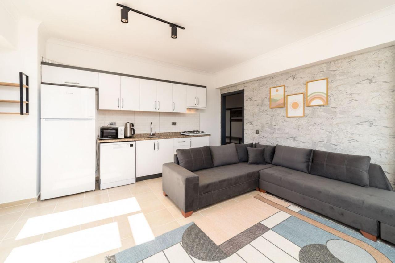 Sea View Flat Near Lara In Kundu Aksu Daire Antalya
